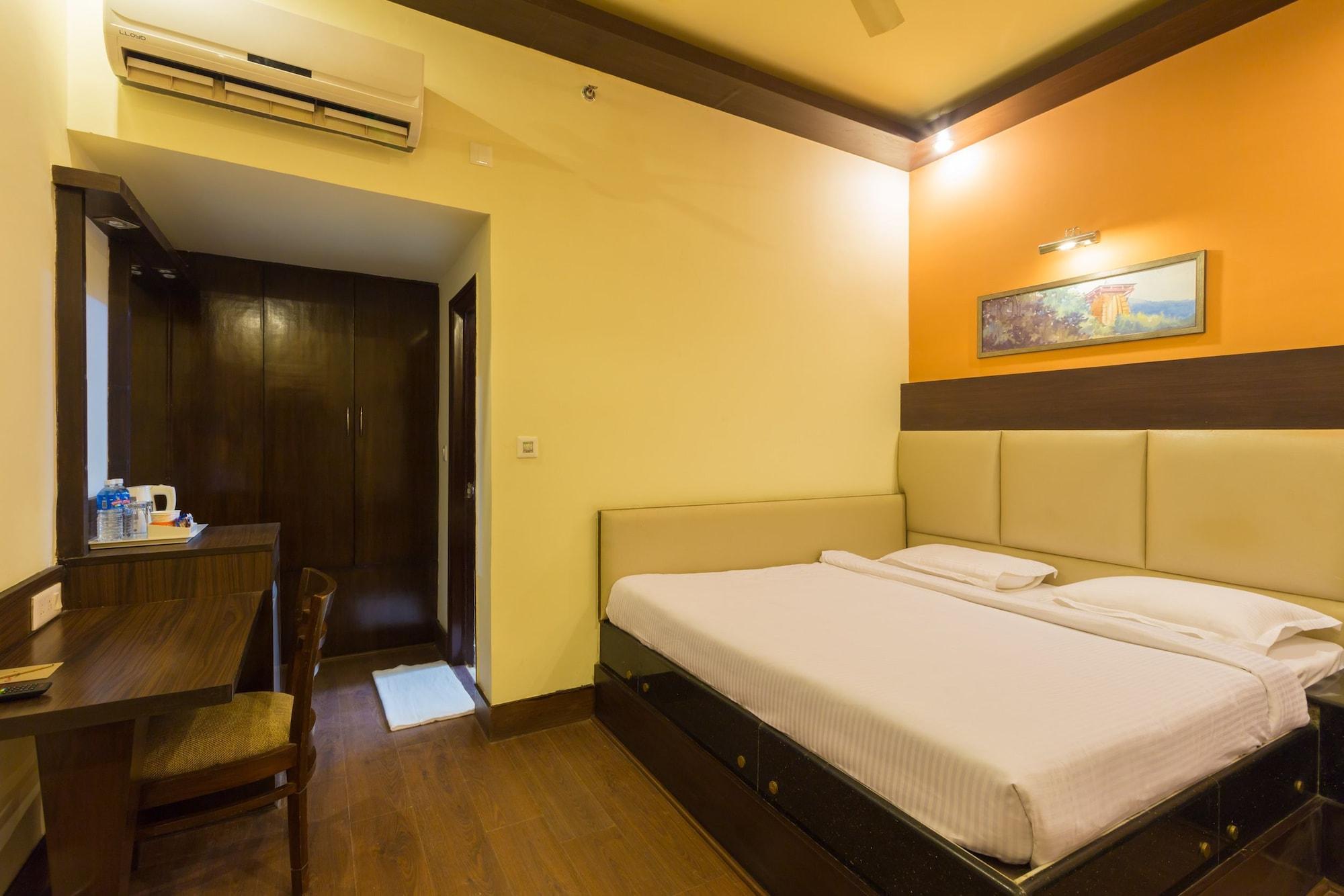 Katra Hotel Katra  Kültér fotó