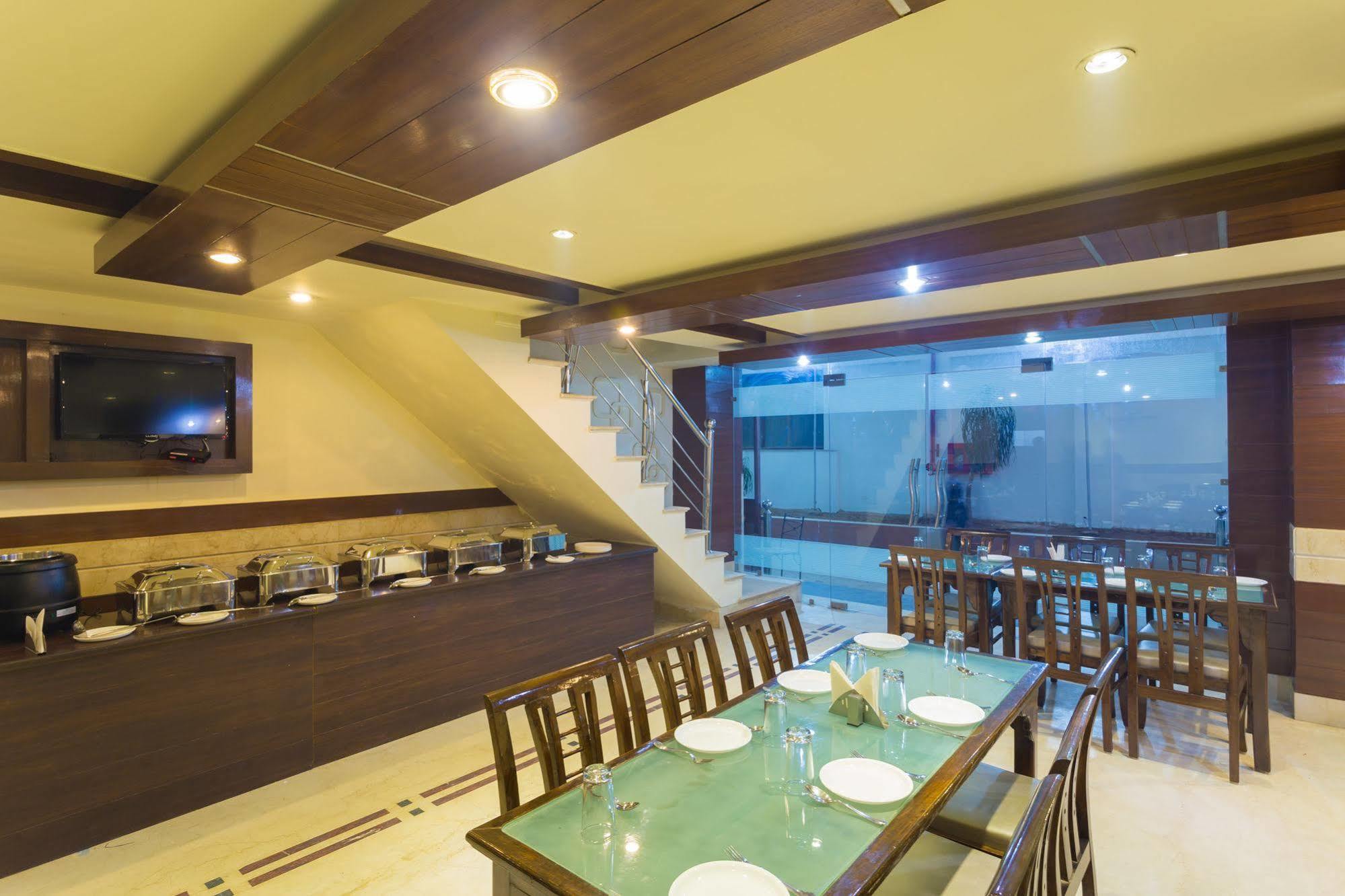 Katra Hotel Katra  Kültér fotó